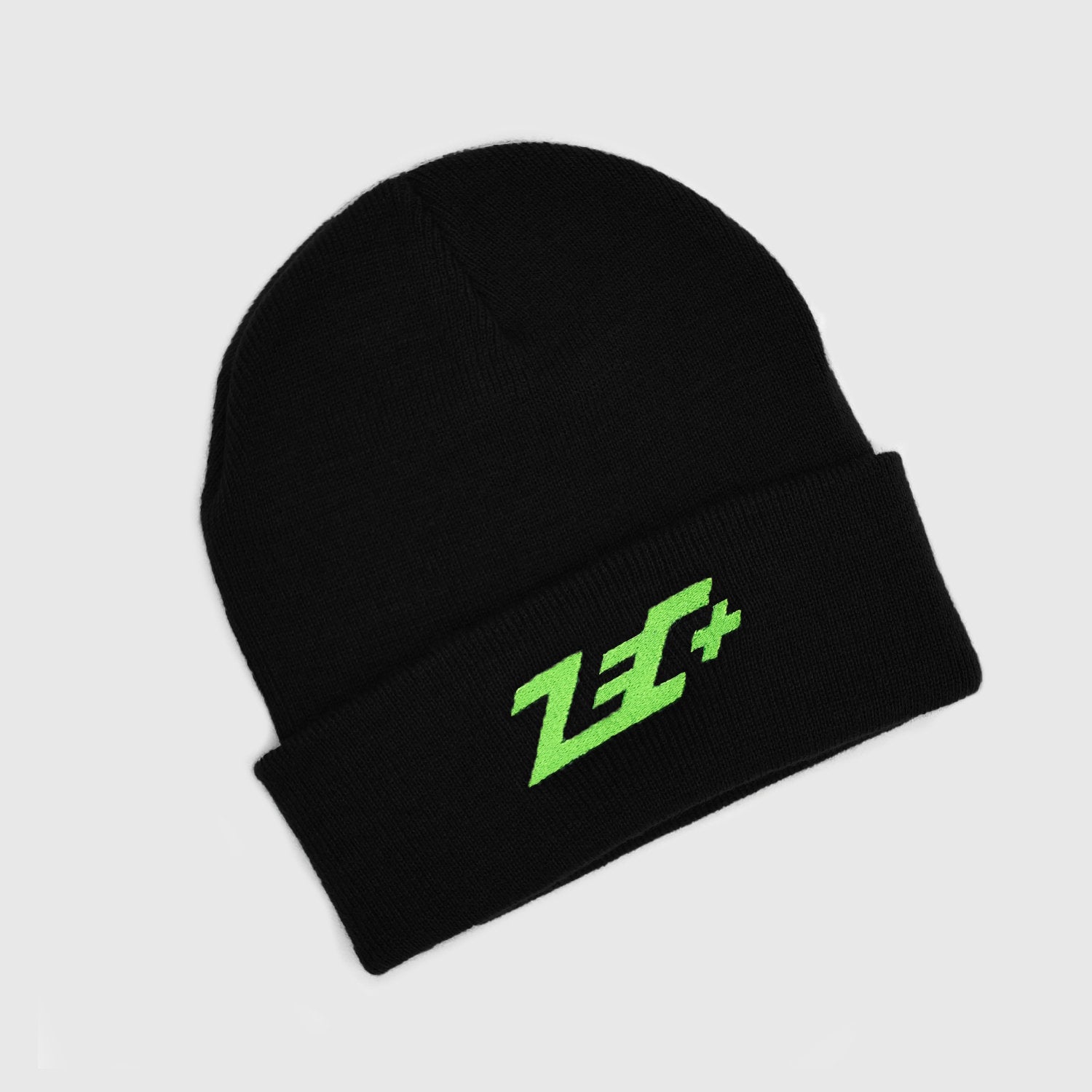 Schwarze Beanie mit grünem Zec+ Logo, Vorderansicht
